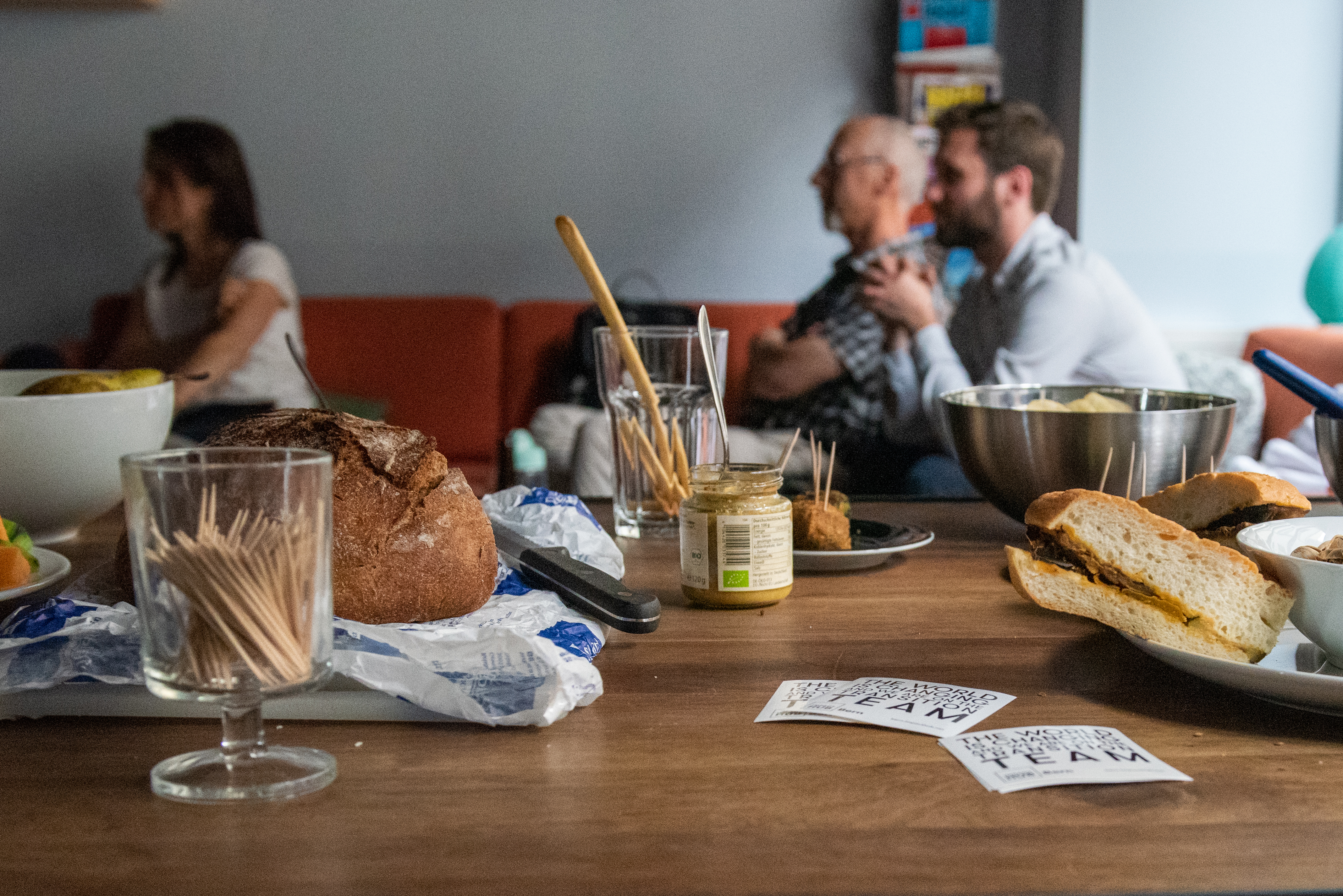 Zwischenverpflegung bei Meeting – Verschiedenes – Roland Peter